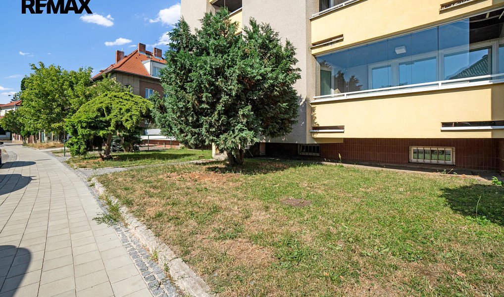 Prodej bytu 3+1 87 m², Praha – náhled fotky 30