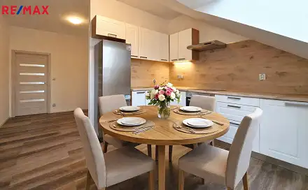 Pronájem bytu 2+1 96 m², Lochovice, okres Beroun