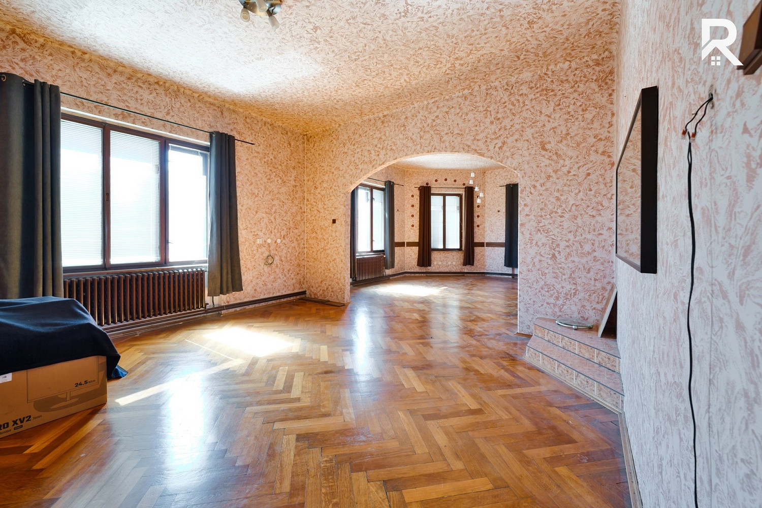 Prodej nájemního domu, činžáku 820 m² — photo 3