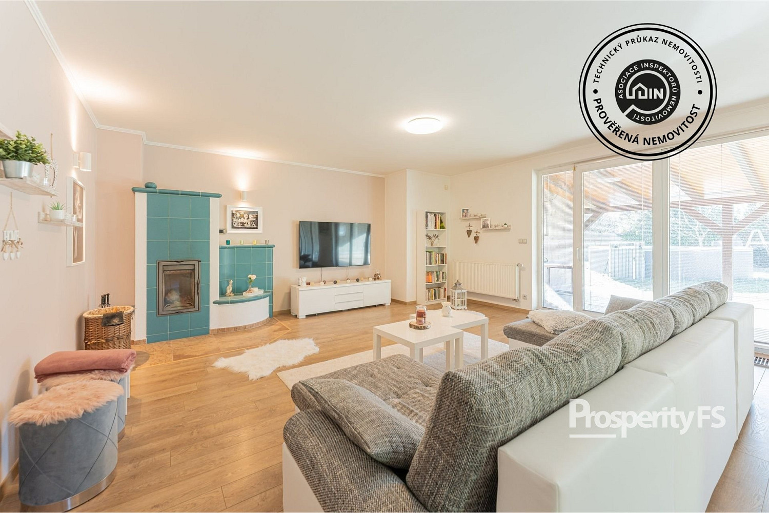 Prodej domu 169 m² s pozemkem 1 152 m²