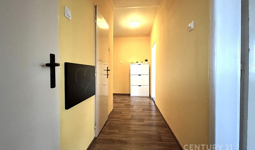 Pronájem bytu 2+1 58 m², Hulín – náhled fotky 8