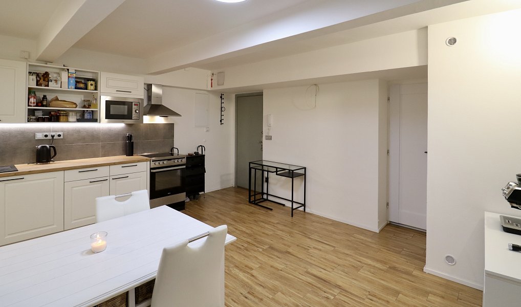 Prodej bytu 2+kk 49 m², Praha – náhled fotky 3