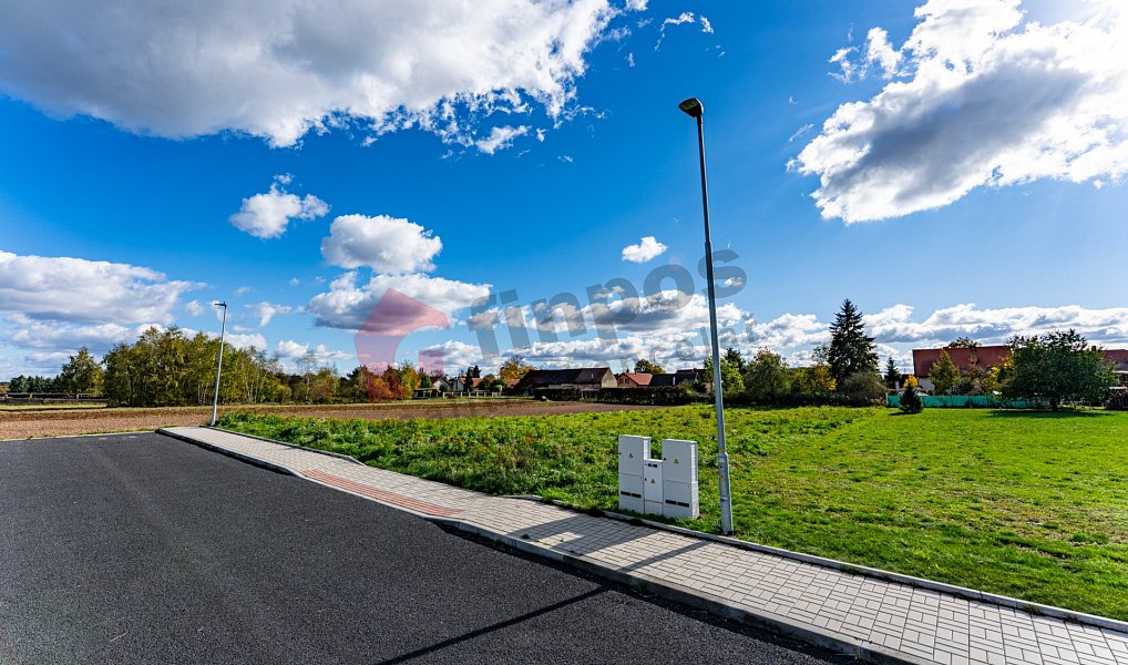 Prodej stavebního pozemku 1 884 m², Káraný – náhled fotky 8