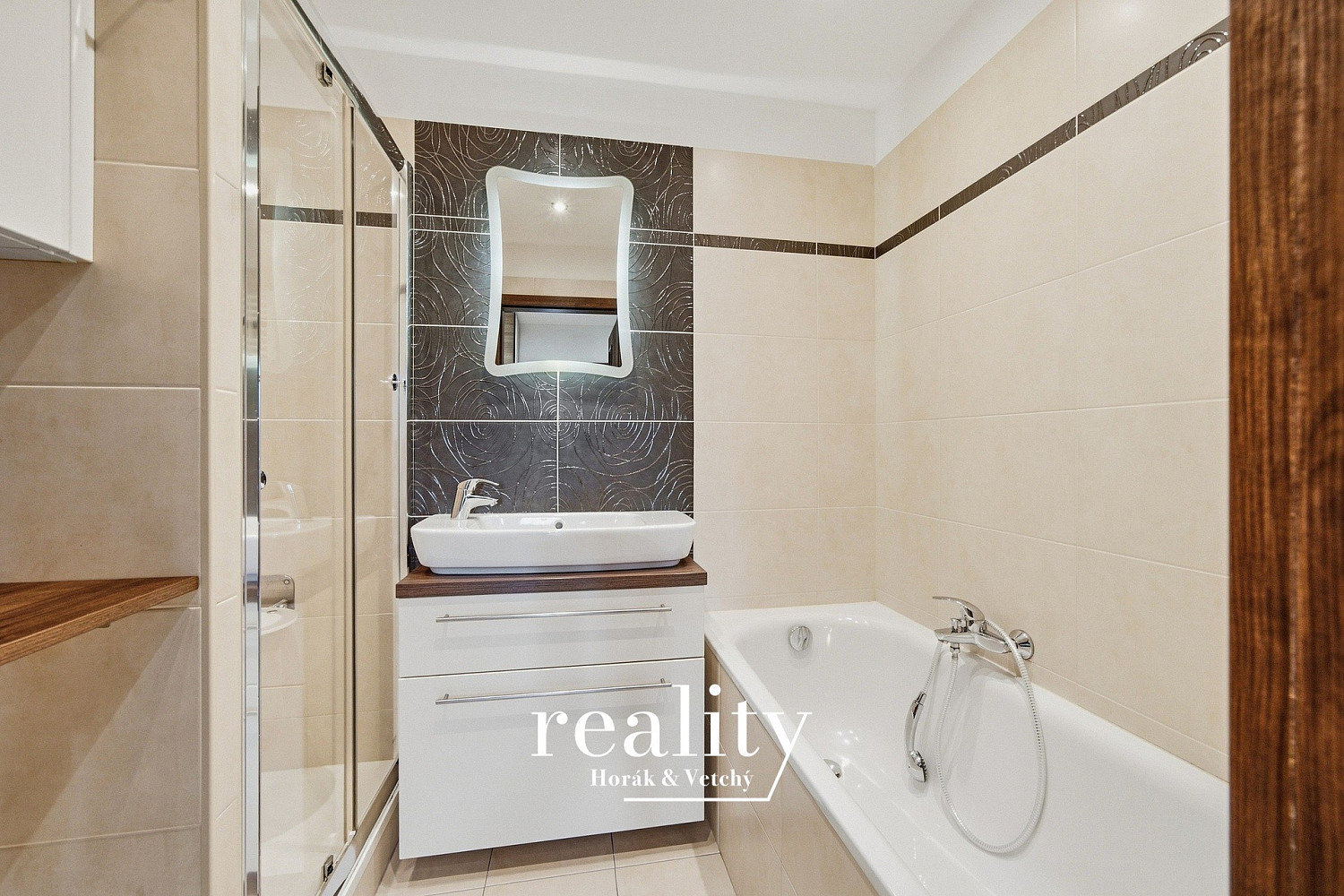 Pronájem bytu 3+1 71 m² – fotografie 3
