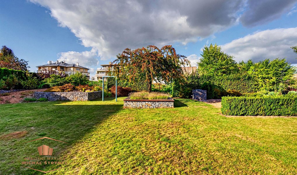 Prodej domu 170 m² s pozemkem 1 001 m², Žďár nad Sázavou – náhled fotky 32