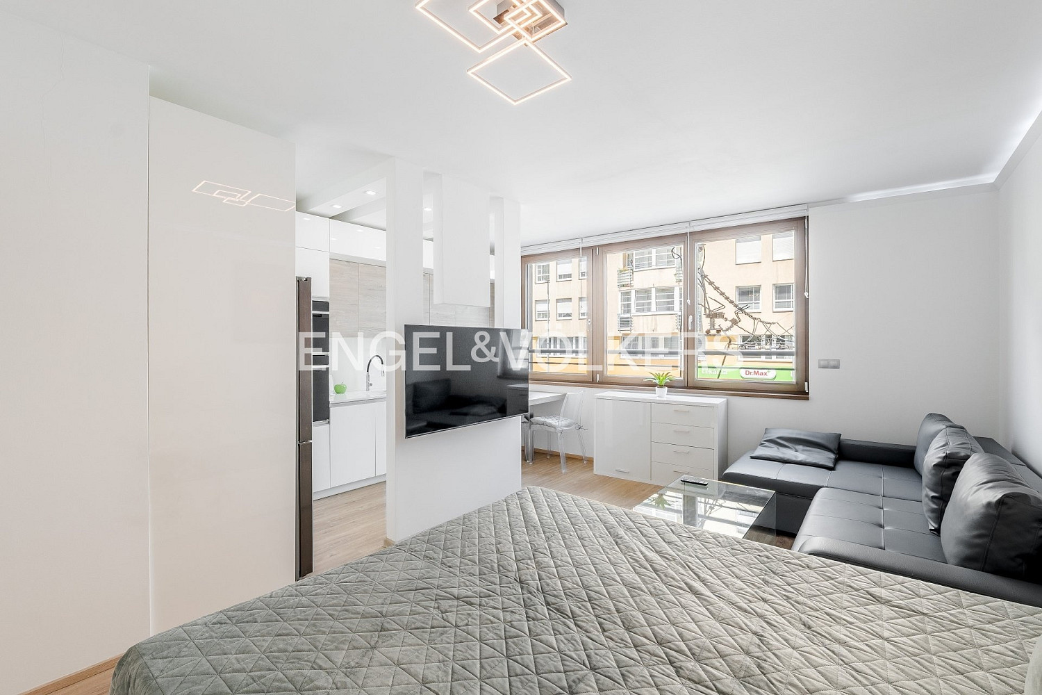 Pronájem bytu 1+kk 35 m² — photo 3