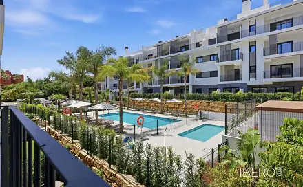 Prodej bytu 4+kk 92 m², Estepona, Španělsko