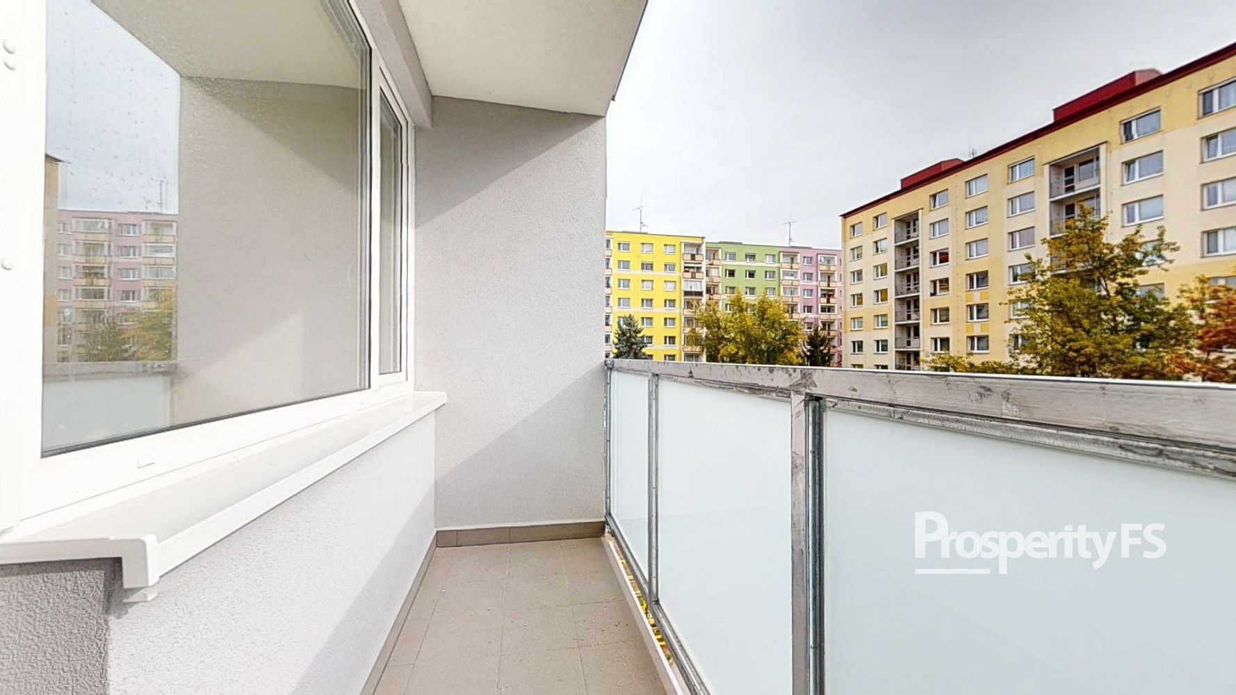 Pronájem bytu 2+1 66 m² – fotografie 4