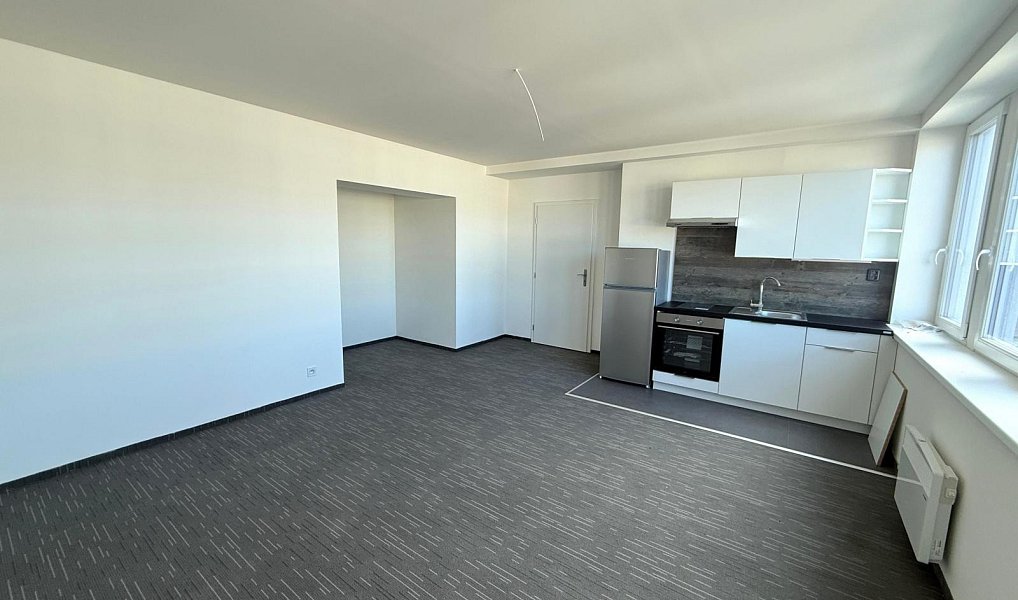Pronájem bytu 1+kk 34 m², Chomutov – náhled fotky 3