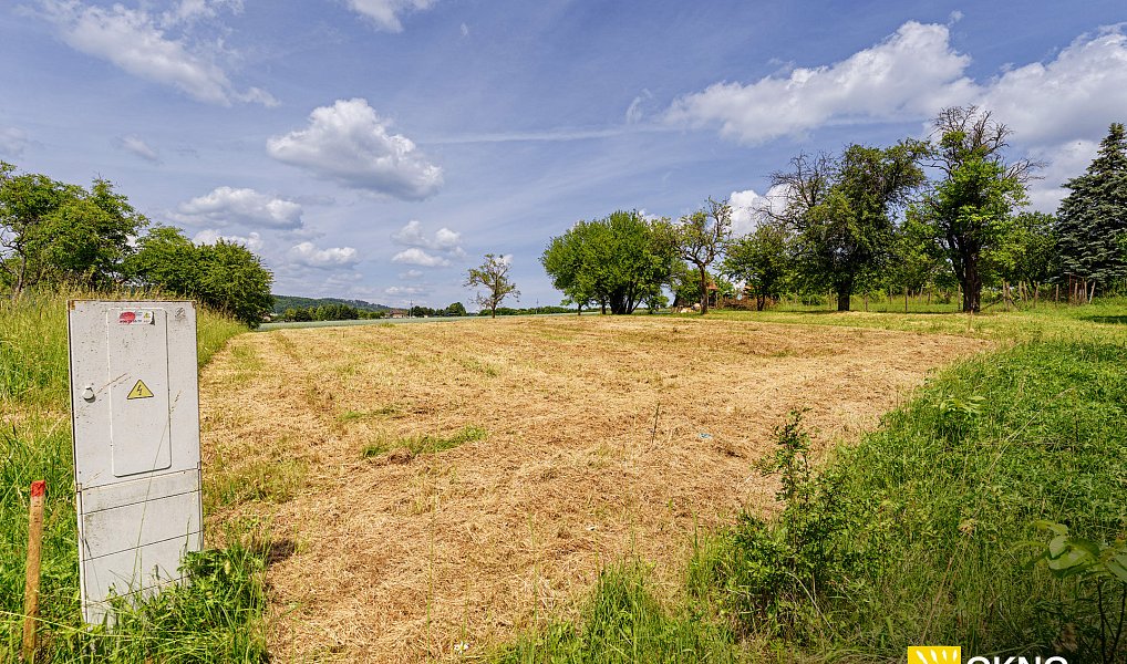 Prodej stavebního pozemku 1 041 m², Tučapy – náhled fotky 5