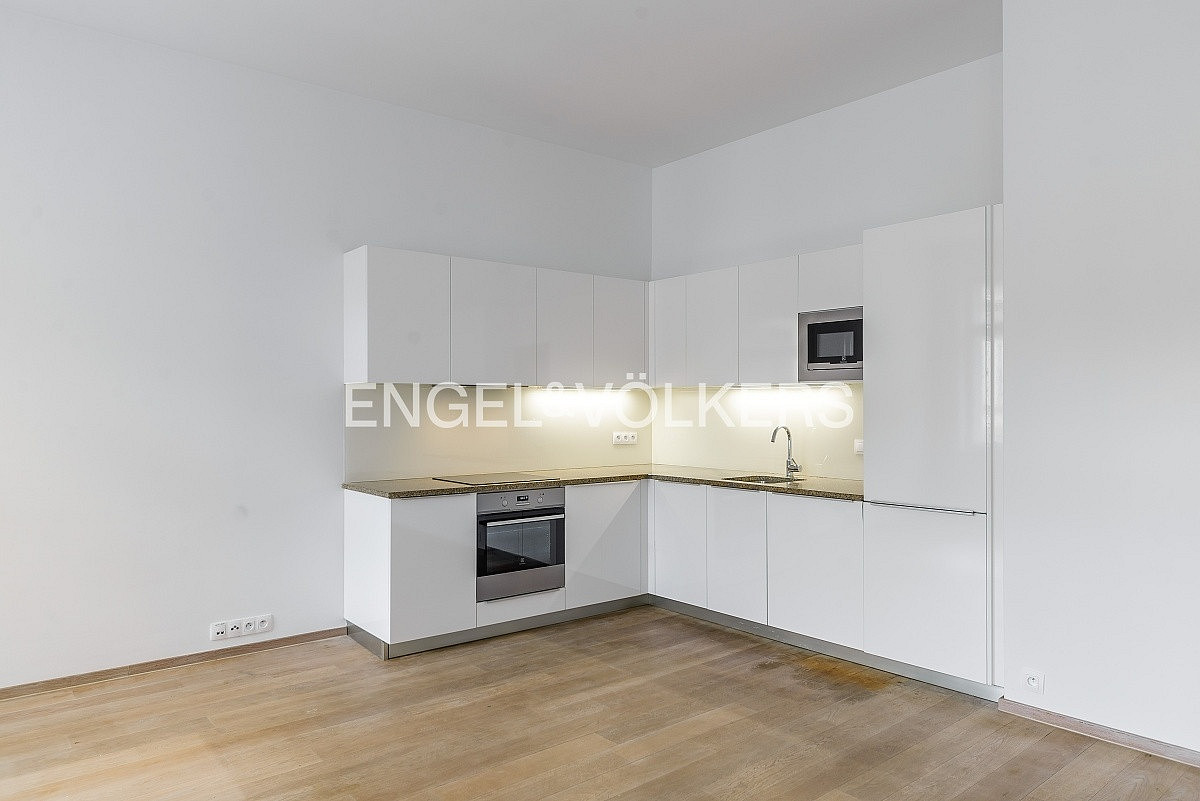 Pronájem bytu 3+kk 102 m² – fotografie 2