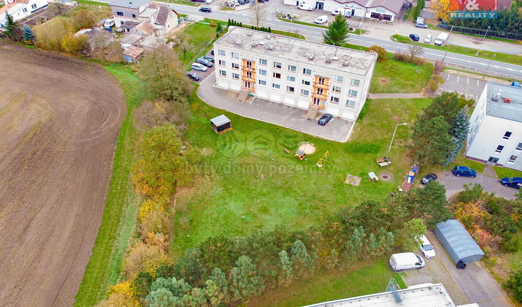 Prodej pozemku 715 m², Hradec Králové – náhled fotky 4