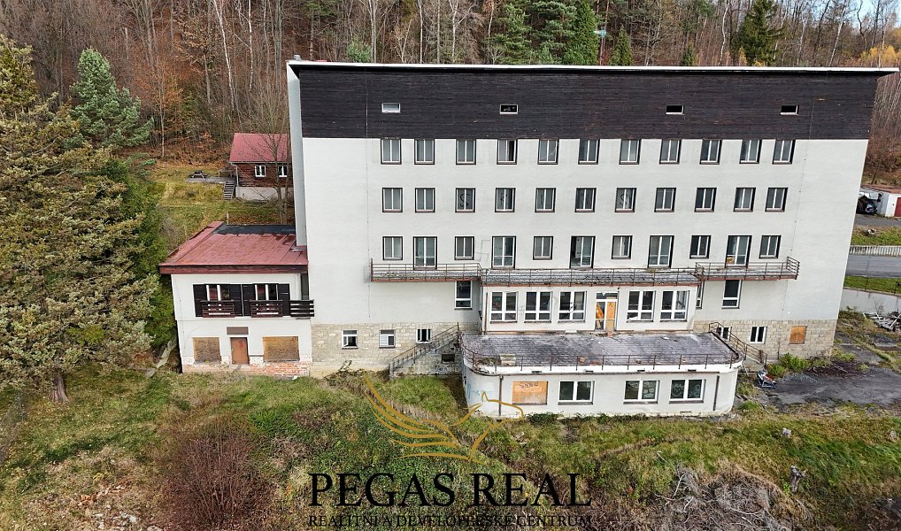 Prodej nájemního domu, činžáku 4 963 m², Rožnov pod Radhoštěm – náhled fotky 3