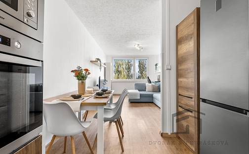 Prodej bytu 3+kk 63 m², Janovská, Praha 10 - Horní Měcholupy