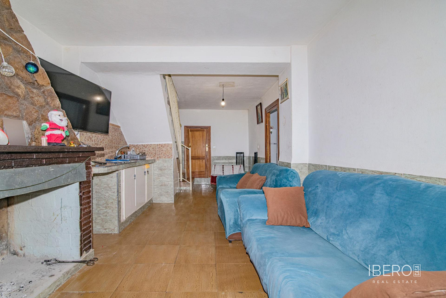 Prodej domu 374 m² s pozemkem 200 m²
