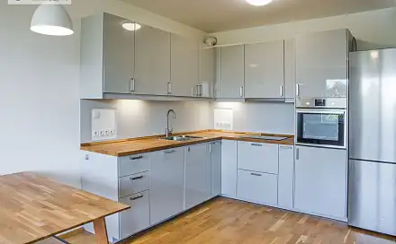 Pronájem bytu 2+kk 66 m²