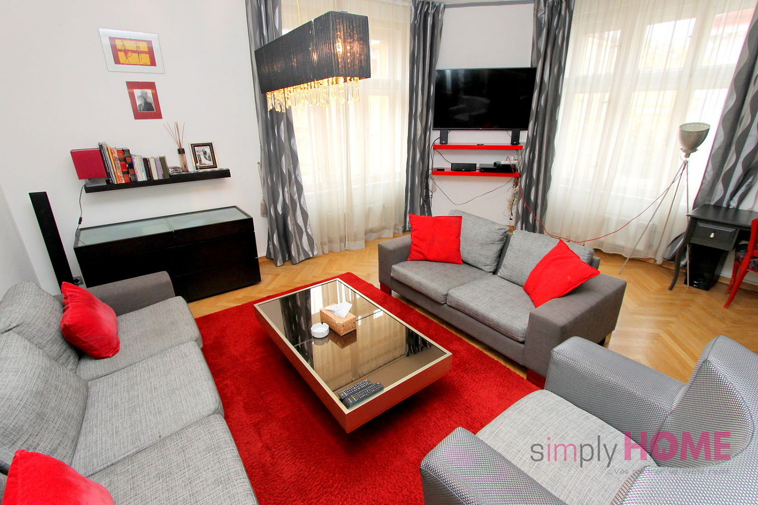 Pronájem bytu 2+kk 78 m² — photo 2