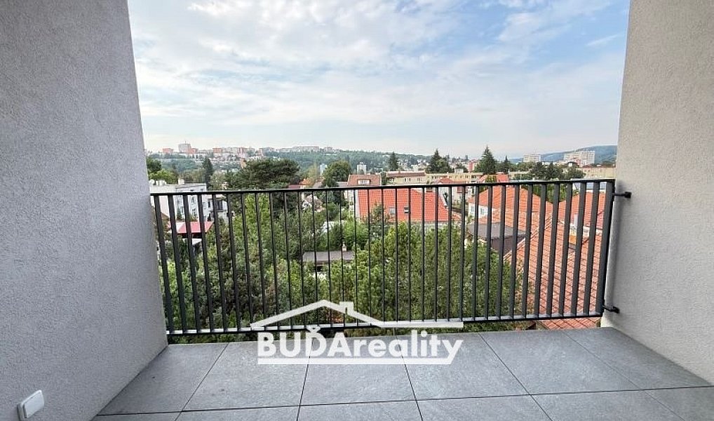 Pronájem bytu 2+kk 52 m², Zlín – náhled fotky 3