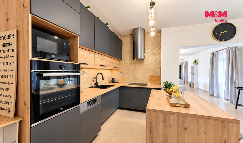 Prodej domu 165 m² s pozemkem 3 500 m², Kropáčova Vrutice – náhled fotky 12