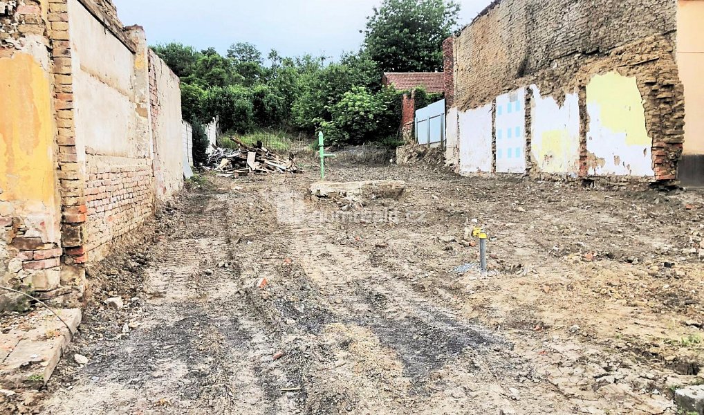 Prodej domu 100 m² s pozemkem 1 105 m², Uherský Brod – náhled fotky 6