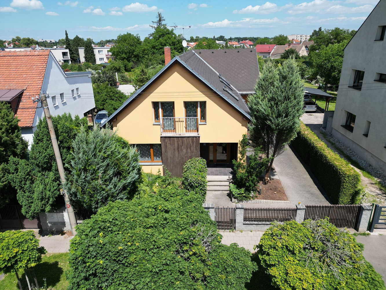 Prodej domu 289 m² s pozemkem 1 700 m² – fotografie 2