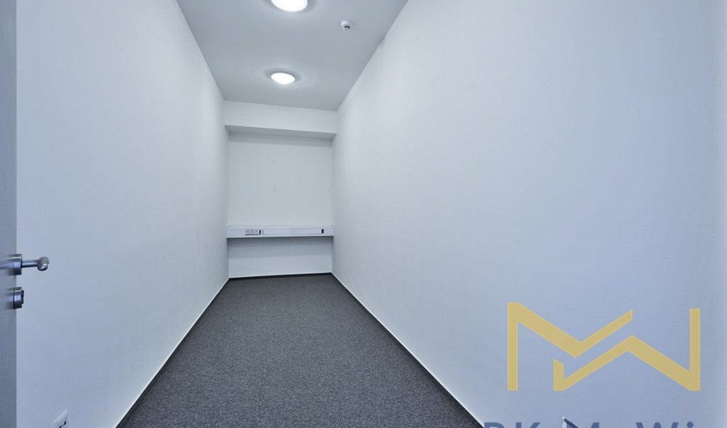 Pronájem kanceláře 161 m², Praha – náhled fotky 4