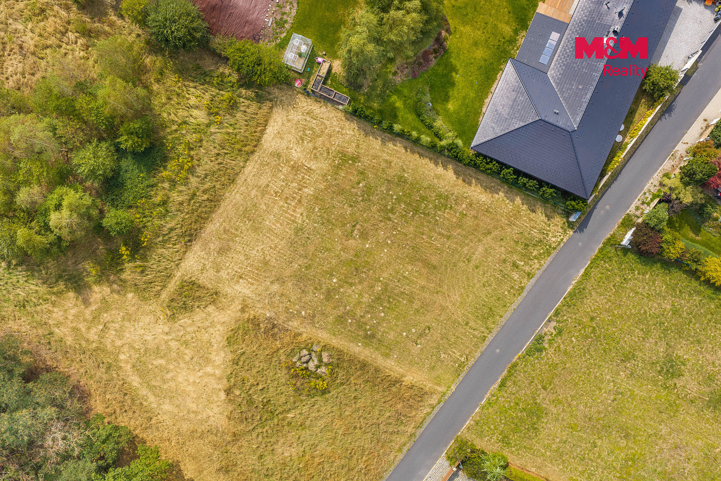 Prodej stavebního pozemku 1 500 m² – fotografie 5