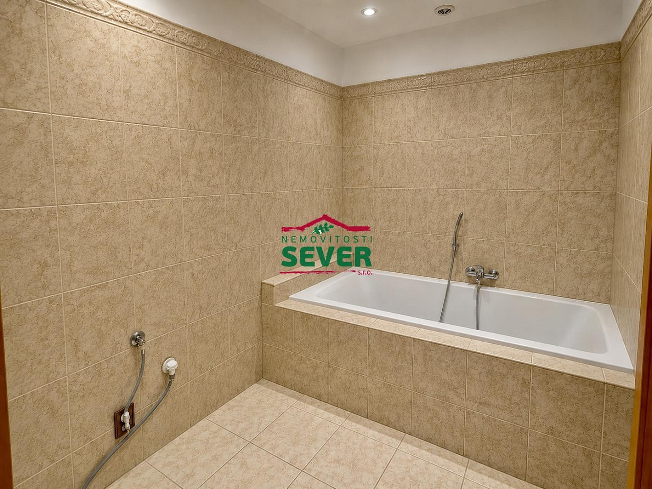 Prodej domu 152 m² s pozemkem 152 m² – fotografie 4