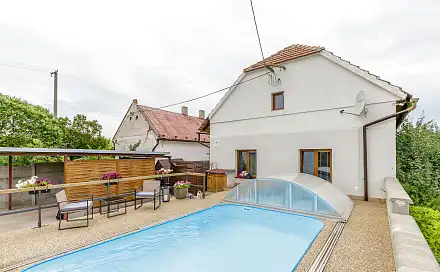 Prodej domu 115 m² s pozemkem 790 m², Klobuky - Kobylníky, okres Kladno