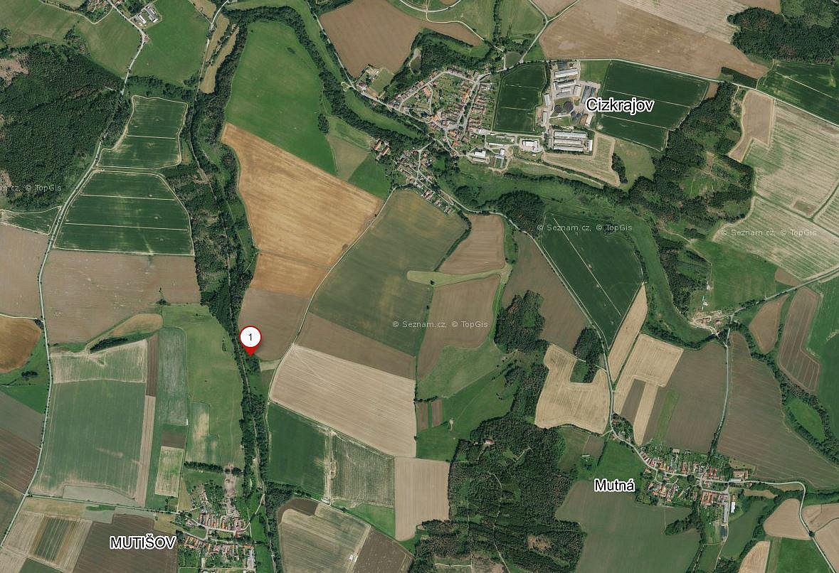 Prodej pole 1 067 m² – fotografie 2