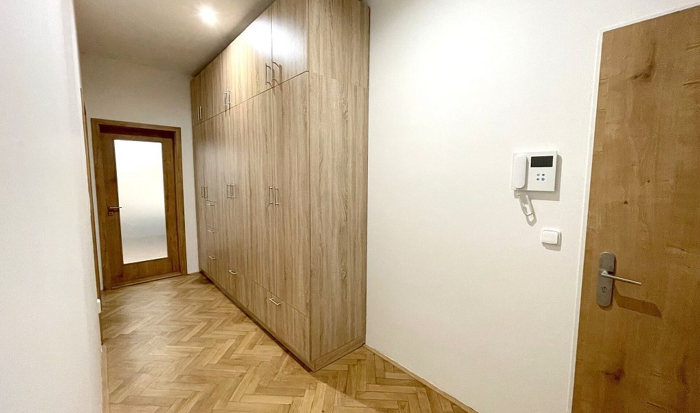 Pronájem bytu 2+kk 51 m², Přerov – náhled fotky 9