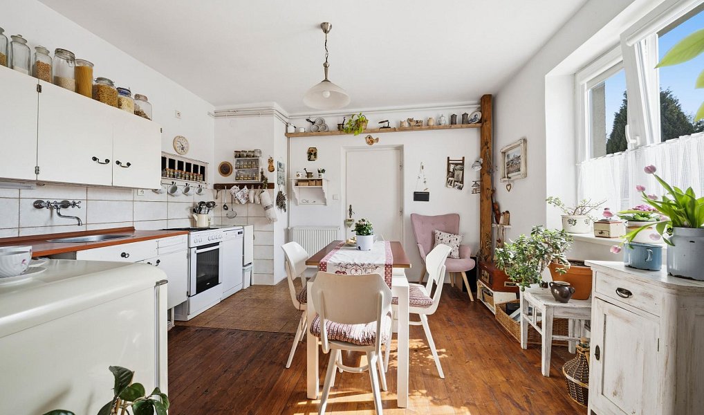 Prodej domu 128 m² s pozemkem 344 m², Holice – náhled fotky 6