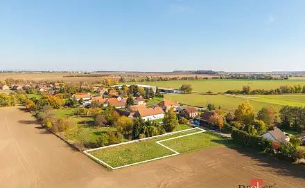 Prodej stavebního pozemku 1 105 m², Přelouč - Škudly, okres Pardubice