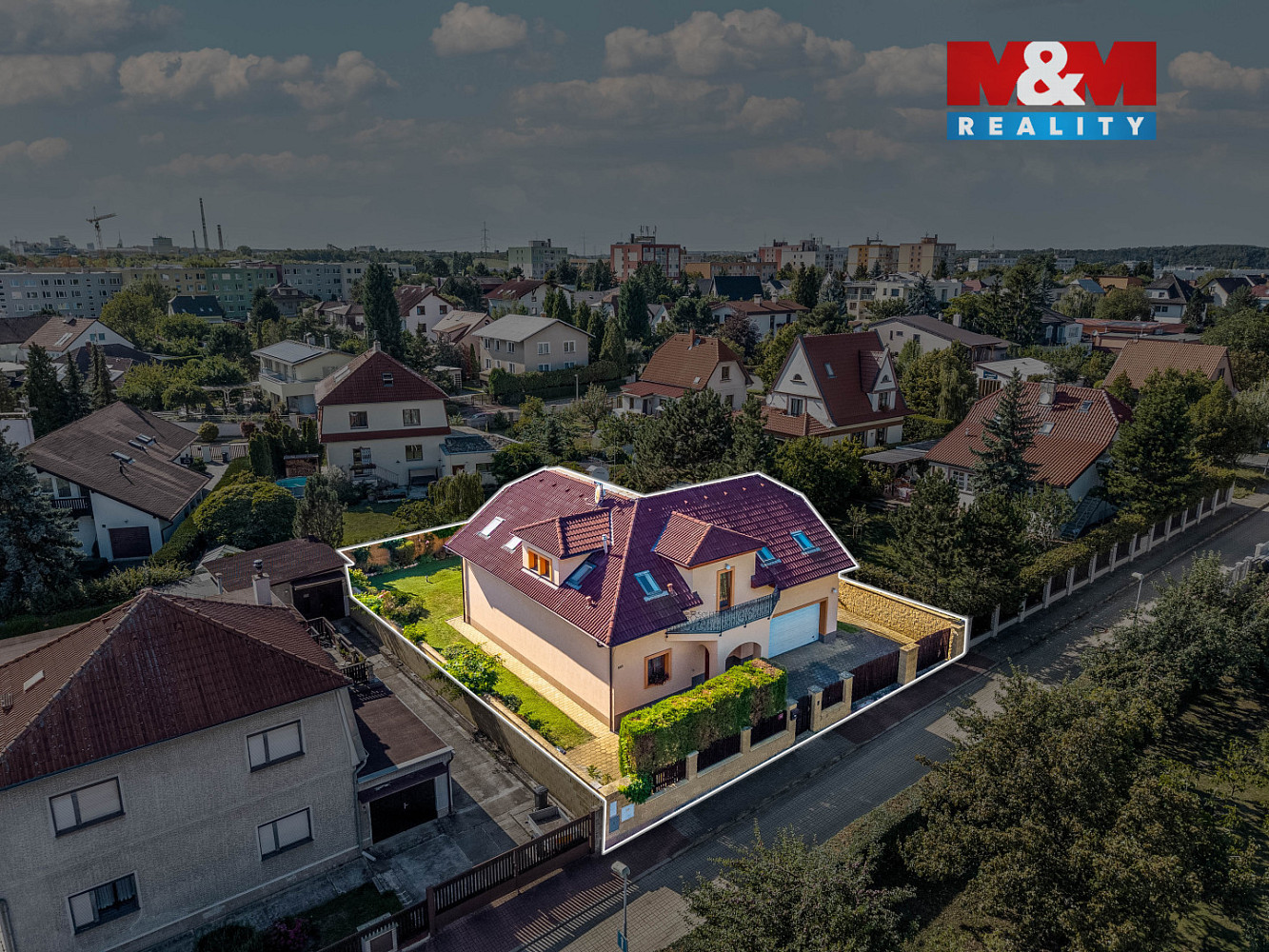 Prodej domu 269 m² s pozemkem 673 m²