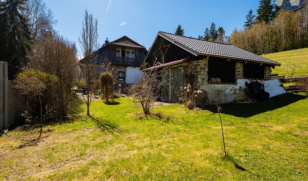 Prodej domu 189 m² s pozemkem 768 m², Zbytiny – náhled fotky 26