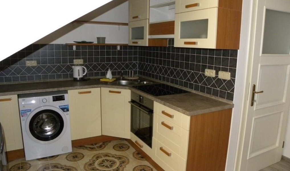 Pronájem bytu 1+kk 24 m², Jihlava – náhled fotky 2