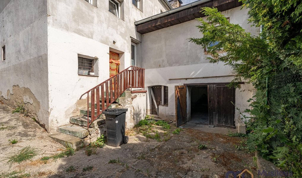 Prodej domu 210 m² s pozemkem 322 m², Novosedlice – náhled fotky 24