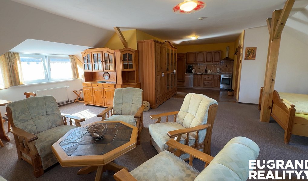 Prodej ubytovacího objektu 683 m², Varnsdorf – náhled fotky 30