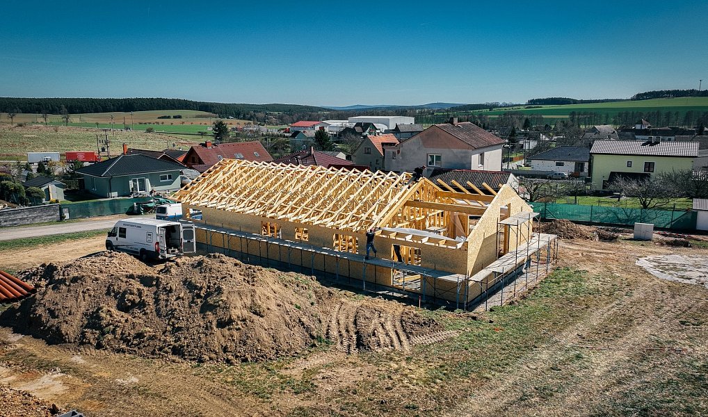 Prodej domu 98 m² s pozemkem 726 m², Loza – náhled fotky 51