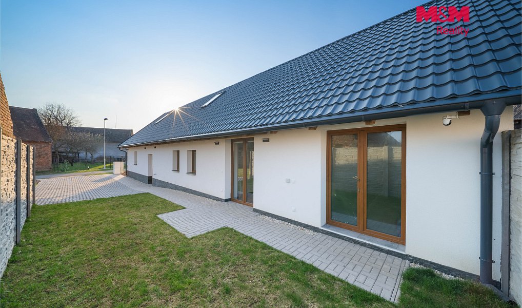 Prodej domu 104 m² s pozemkem 520 m², Jeníkovice – náhled fotky 3