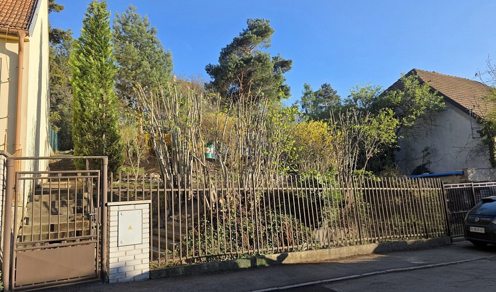 Prodej stavebního pozemku 713 m², Praha – náhled fotky 9