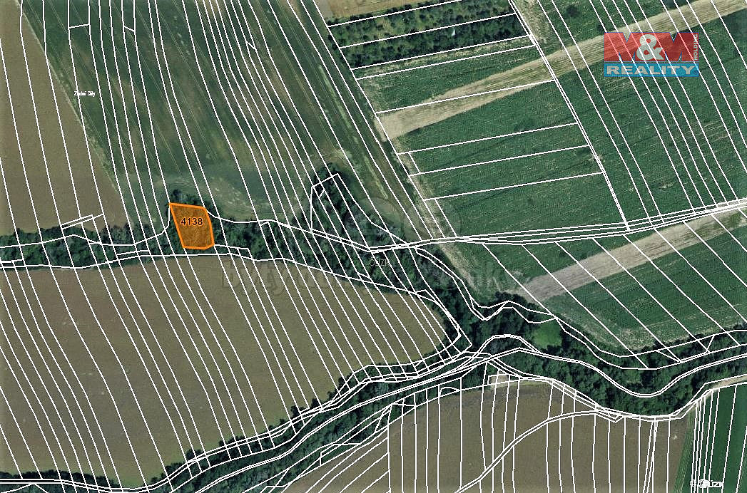 Prodej pozemku 1 572 m² – fotografie 3