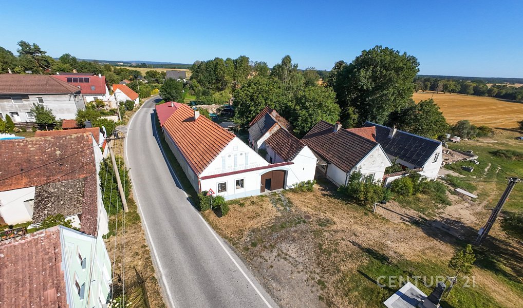 Prodej domu 270 m² s pozemkem 2 834 m², Soběslav – náhled fotky 29