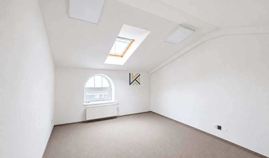 Pronájem kanceláře 45 m², Praha – náhled fotky 2