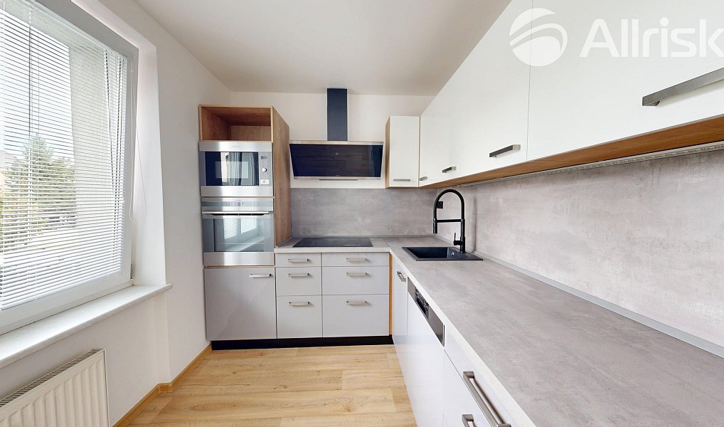 Prodej bytu 3+1 62 m², Opava – náhled fotky 4