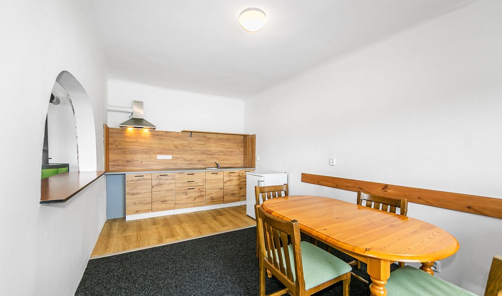 Prodej domu 120 m² s pozemkem 554 m², Teplá – náhled fotky 13
