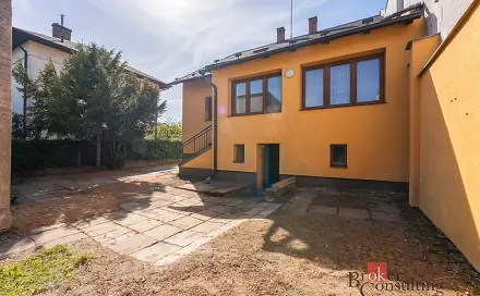 Prodej domu 300 m² s pozemkem 628 m², Pešinova, Hradec Králové - Nový Hradec Králové