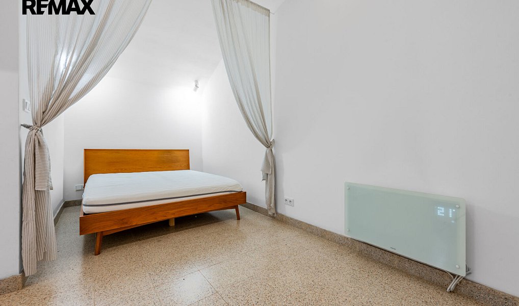 Pronájem bytu 1+kk 40 m², Praha – náhled fotky 5