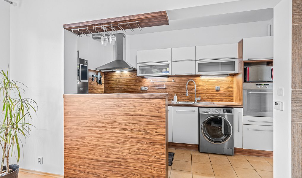 Prodej bytu 3+kk 79 m², Vochov – náhled fotky 4