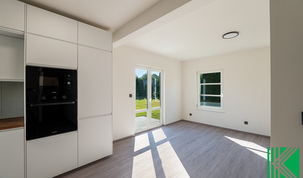 Prodej domu 102 m² s pozemkem 447 m², Zlončice – náhled fotky 6